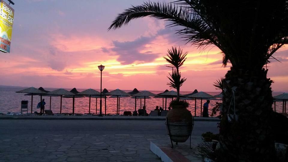 Sunset Hotel Neos Marmaras Esterno foto